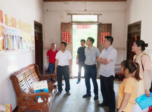 走访调研帮扶村 助力乡村振兴路——市环发公司党委书记王蜂带队到帮扶村走访调研脱贫攻坚与乡村振兴工作(图5)