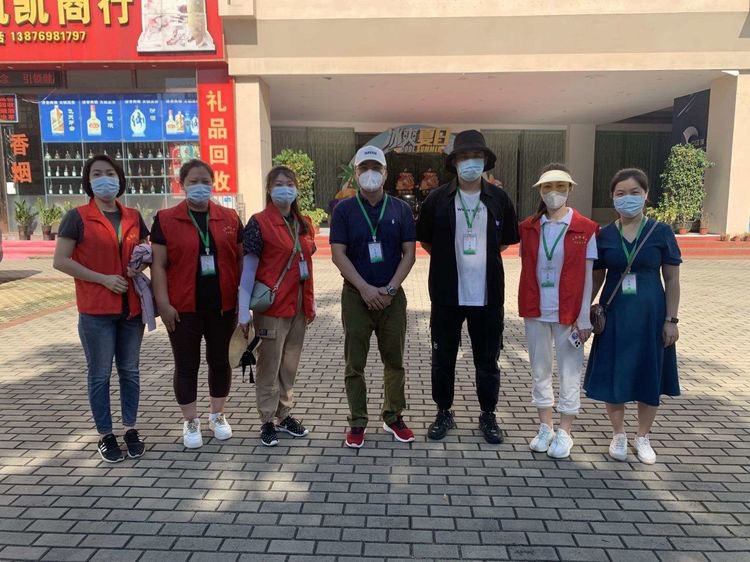 贴心服务 排忧解难——市环发公司用心用情做好滞留旅客服务工作