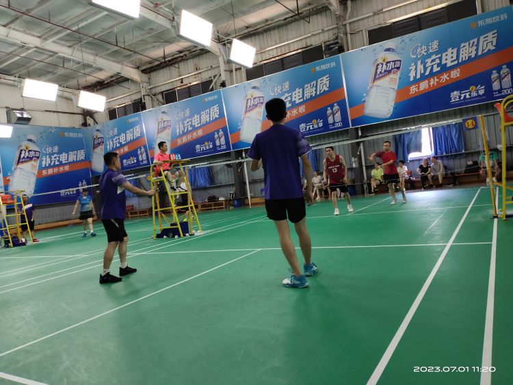 团结奋发聚活力，凝心拼搏展风采——庆祝建党102周年羽毛球联谊赛(图5)
