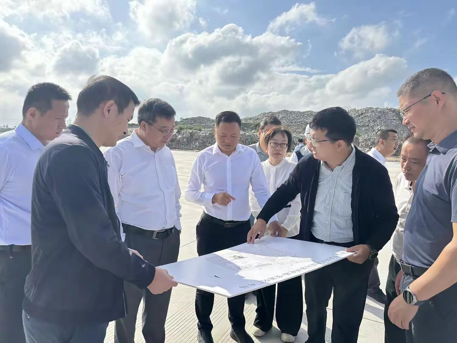 省住建厅汪科副厅长调研龙华区建筑垃圾资源化利用厂及调配场二期项目(图2)