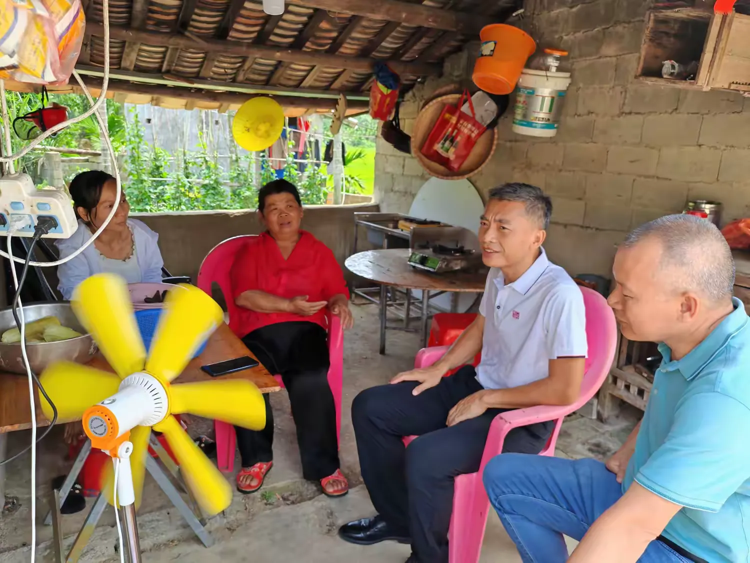 市环发公司深入结对帮扶村青云村调研乡村振兴工作(图3)