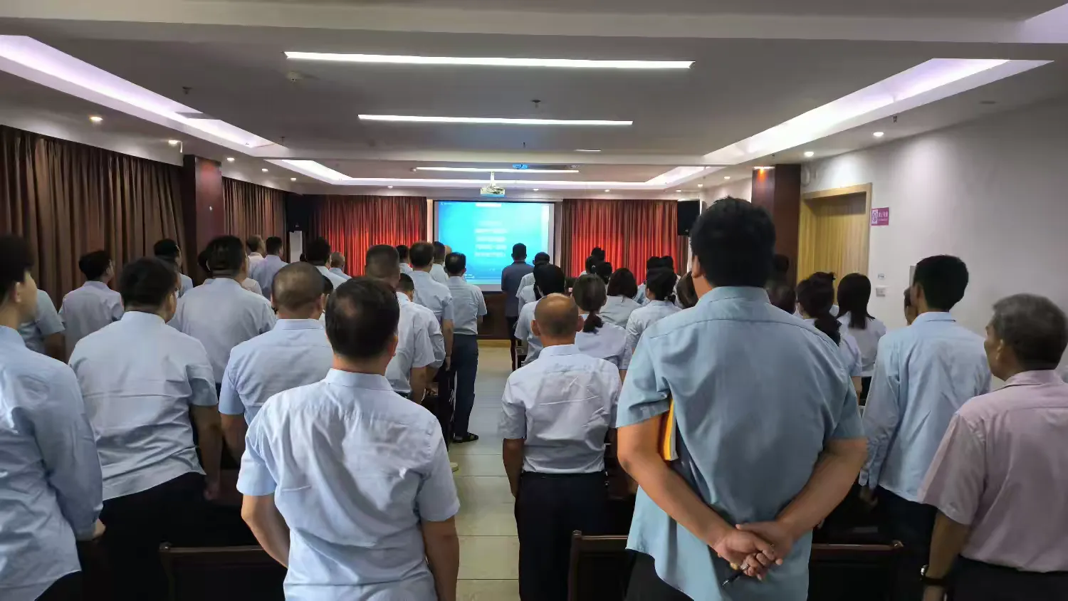 市环发公司召开庆祝建党104周年大会(图7)