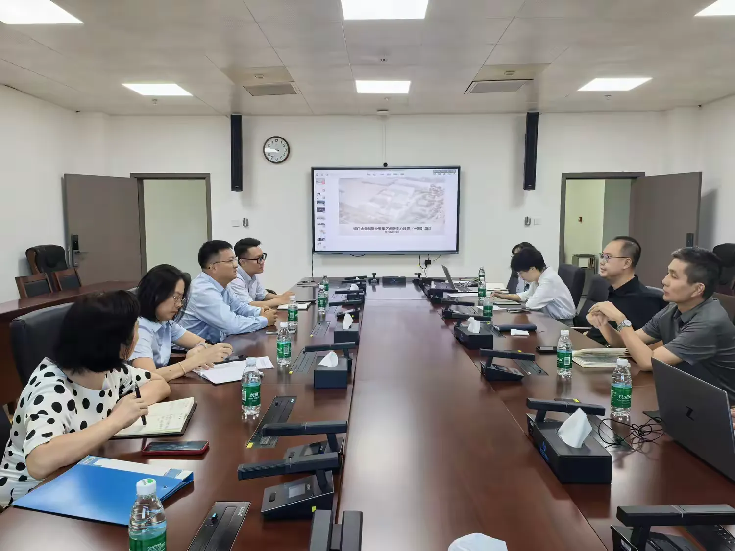 市环发公司与海口综合保税区管委会开展协同招商座谈会